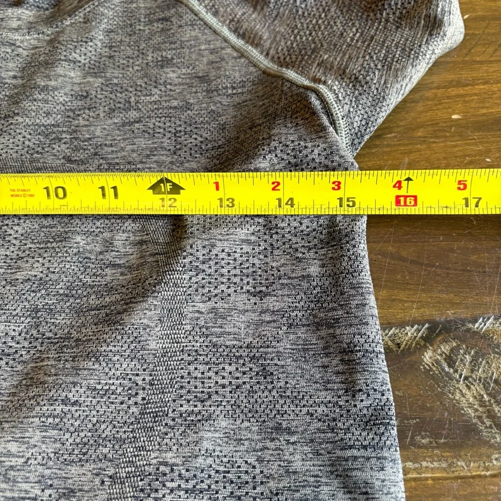 Lululemon Olive Dark Green Run Swiftly Tee Short Sleeve Stretch 8 Active Tech - Picture 5 of 6